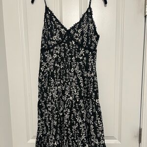 NWT Romwe Lace Spaghetti Strap Tiered dress, sz M